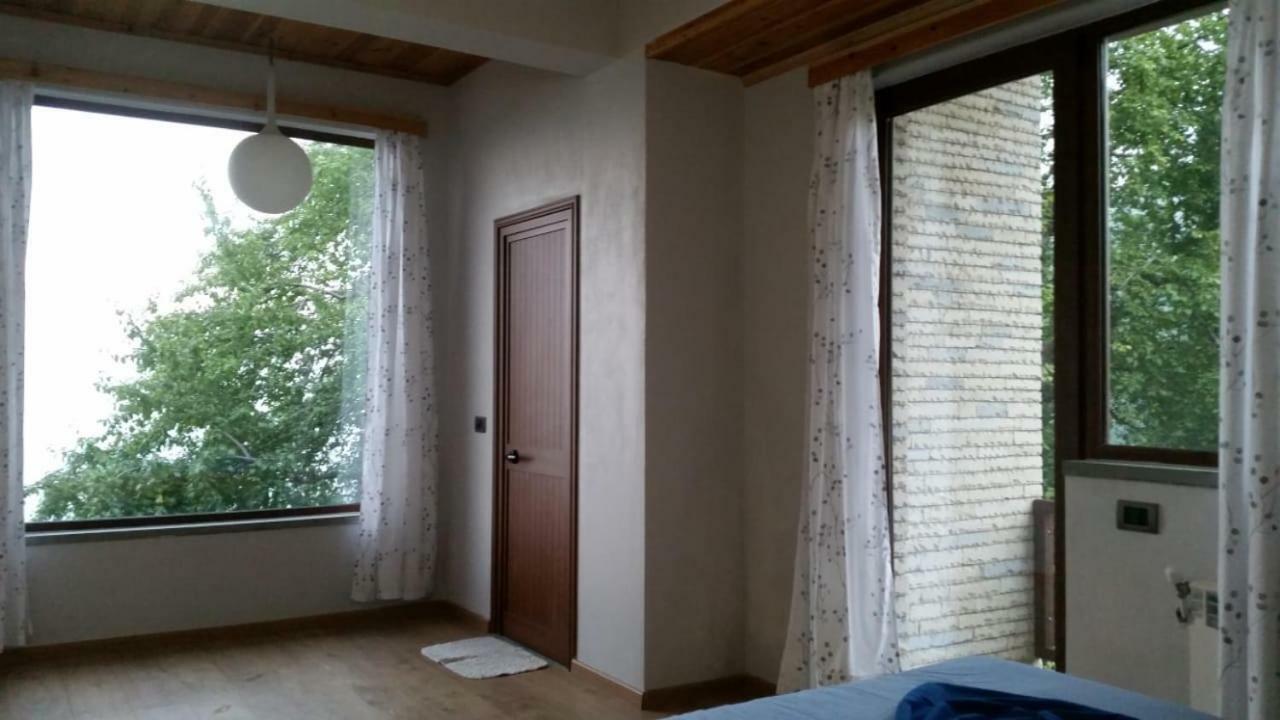 Bujtina E Tomorrit Ujanik Exterior photo